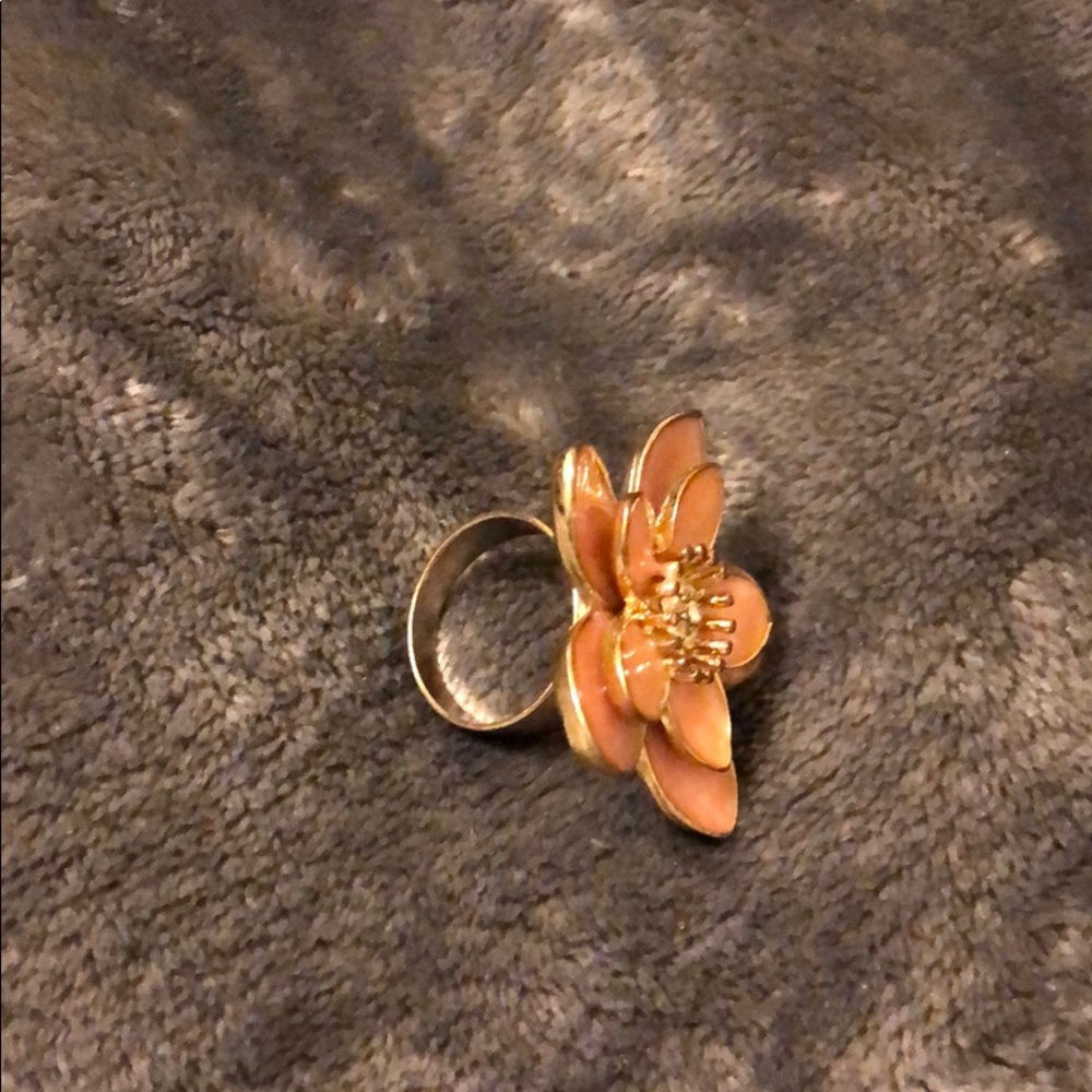 Flower ring - Picture 4 of 6